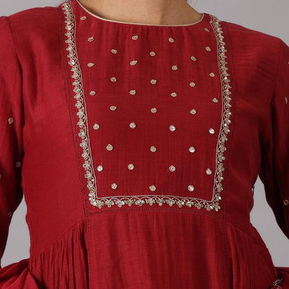 Elegant Maroon Anarkali Kurta Set with Embroidered Detailing