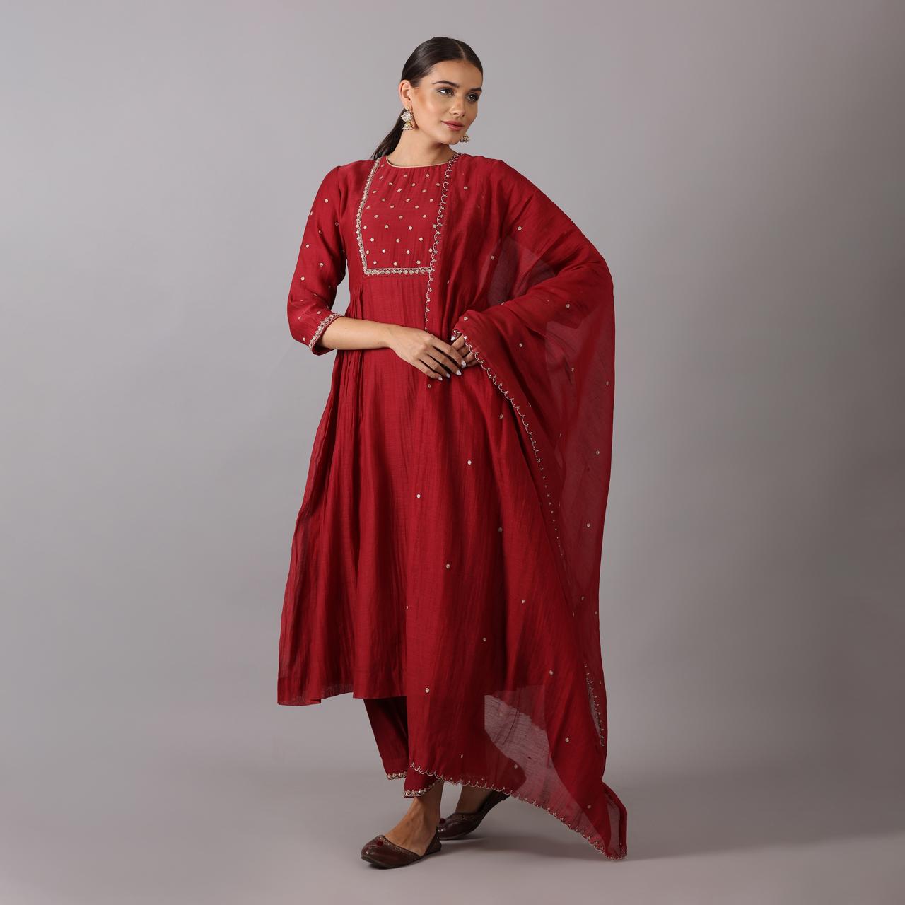 Elegant Maroon Anarkali Kurta Set with Embroidered Detailing